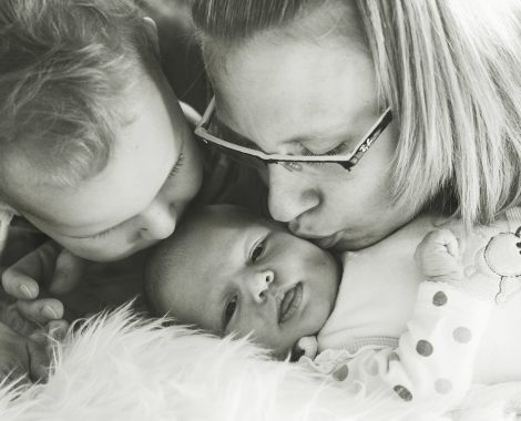 Newborn (1)